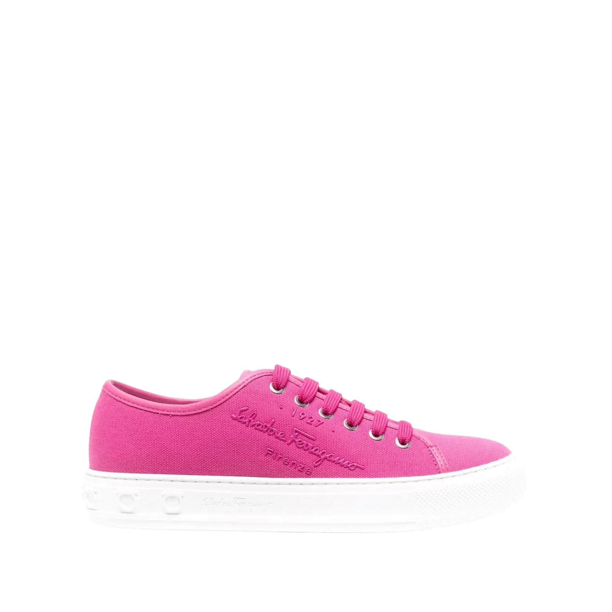 New Salvatore Ferragamo Women's Logo-Embossed Low Top Sneakers In Pink